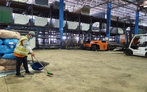 industrial cleaning manufacturing facilities