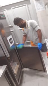 restaurant kitchen-equipment cleaning